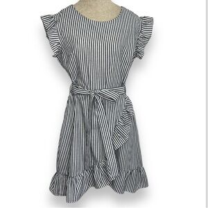 Everly Dress Women's Size Large / Medium Faux Wrap Flutter Sleeves Striped